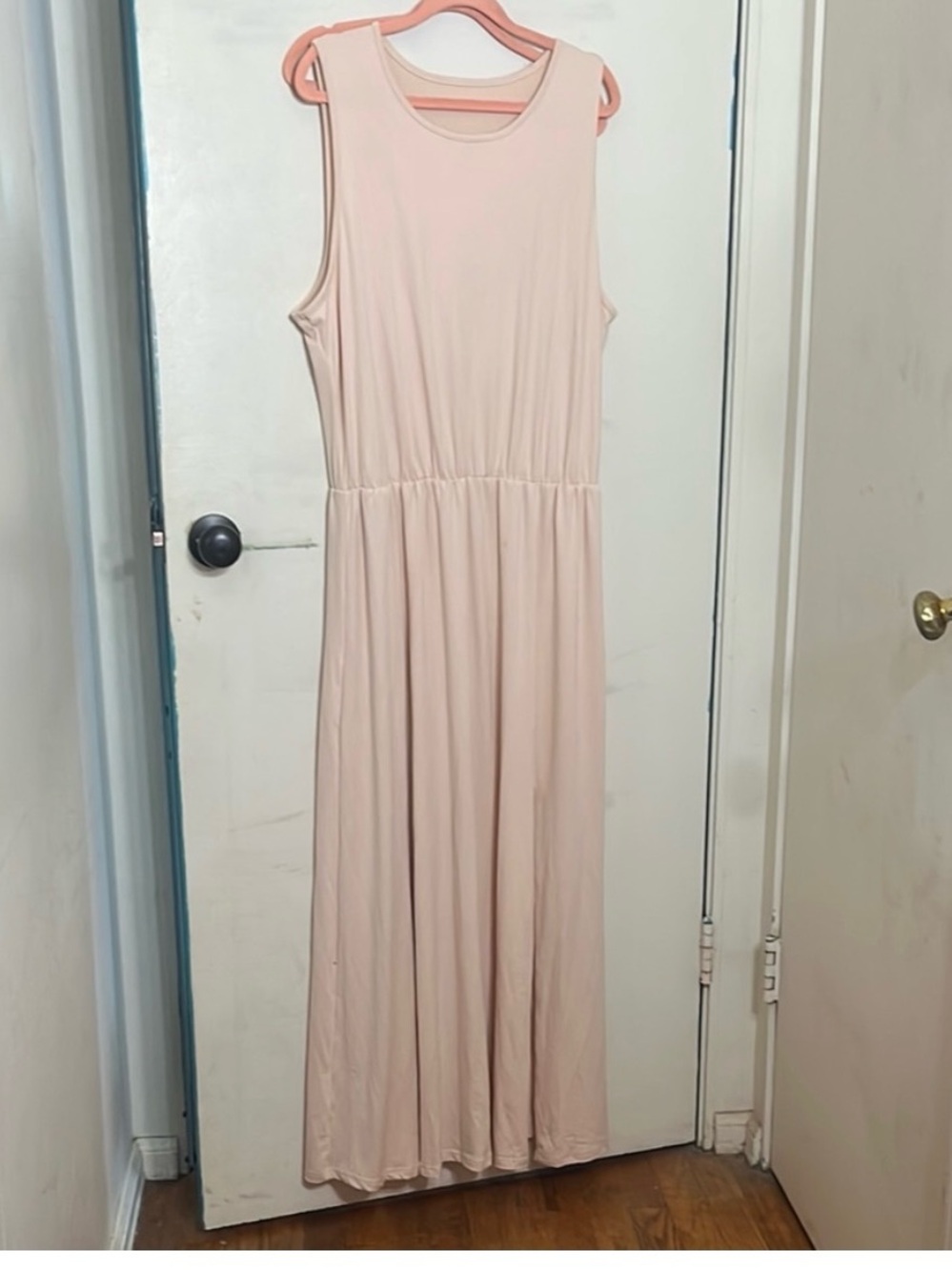 Five xl dresses - Picture 2 of 9